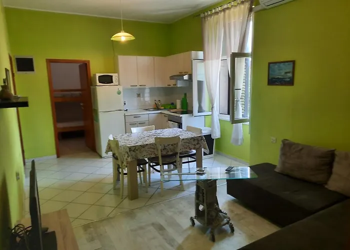 Apartament Viribus